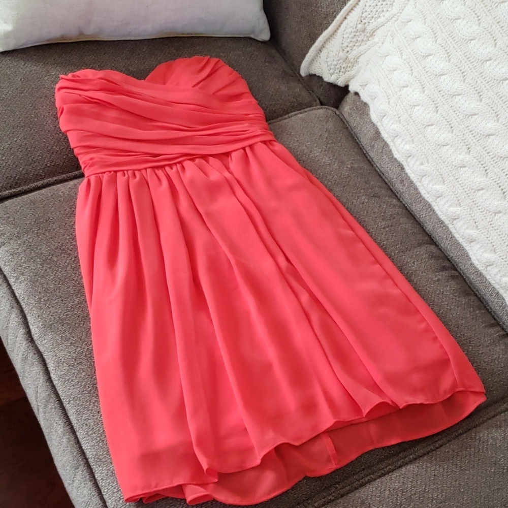 Coral chiffon sweetheart strapless dress